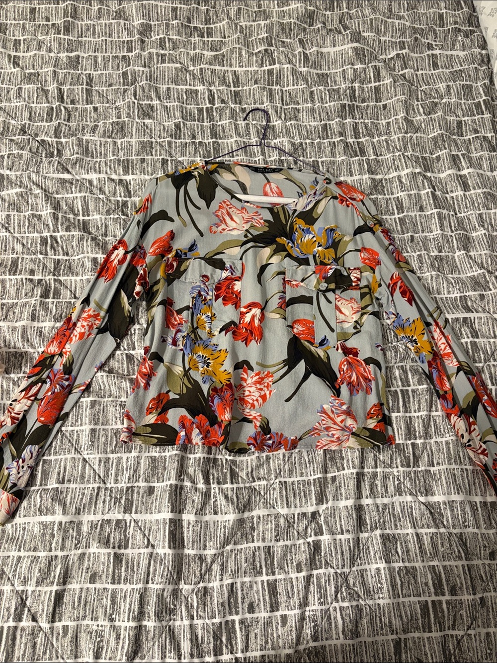 Zara Floral Long-Sleeve Blouse in Light Blue with Red & Yellow Flowers